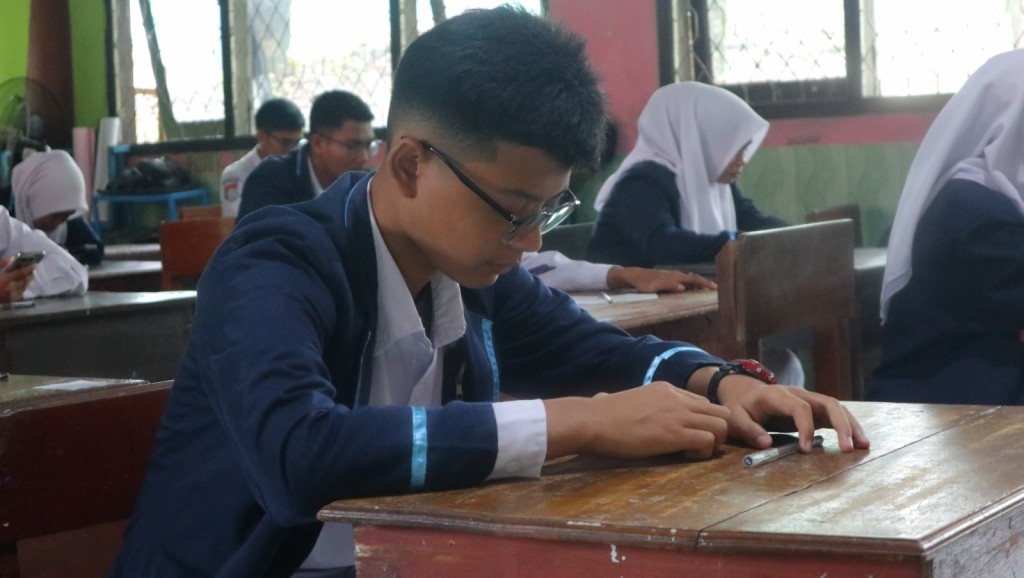 Siswa MAN Kobar Menempuh Asesmen Sumatif