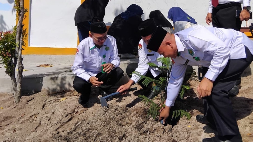 Program Ekoteologi di Madrasah Wujudkan Generasi Cinta Lingkungan