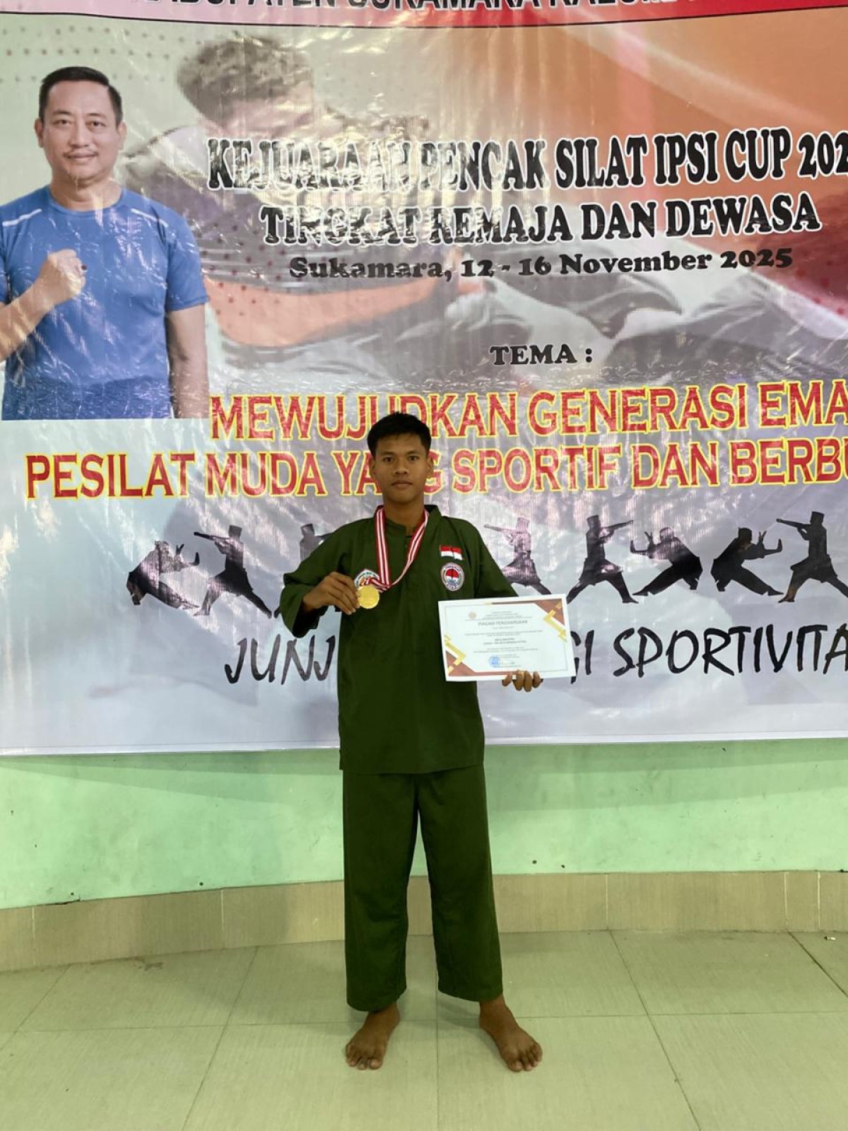 Arya Saputra Raih Prestasi Kejuaran Silat Kelas Dewasa Putra